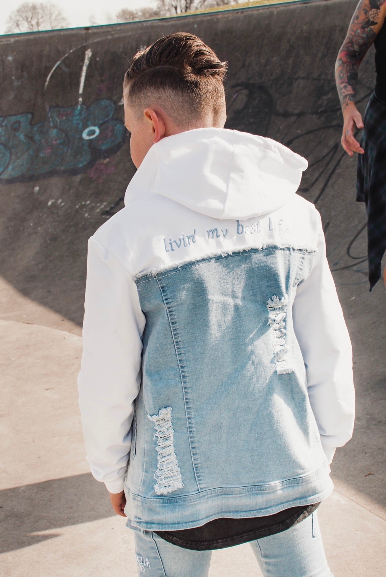 HOODED DENIM JACKET