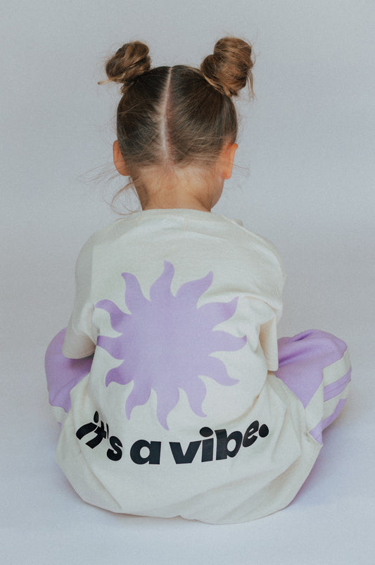 ITS A VIBE TEE - CREAM LILAC