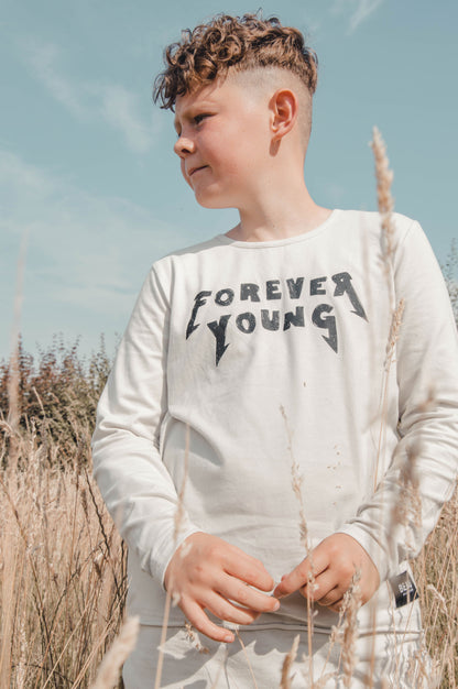 FOREVER YOUNG TEE - GREY